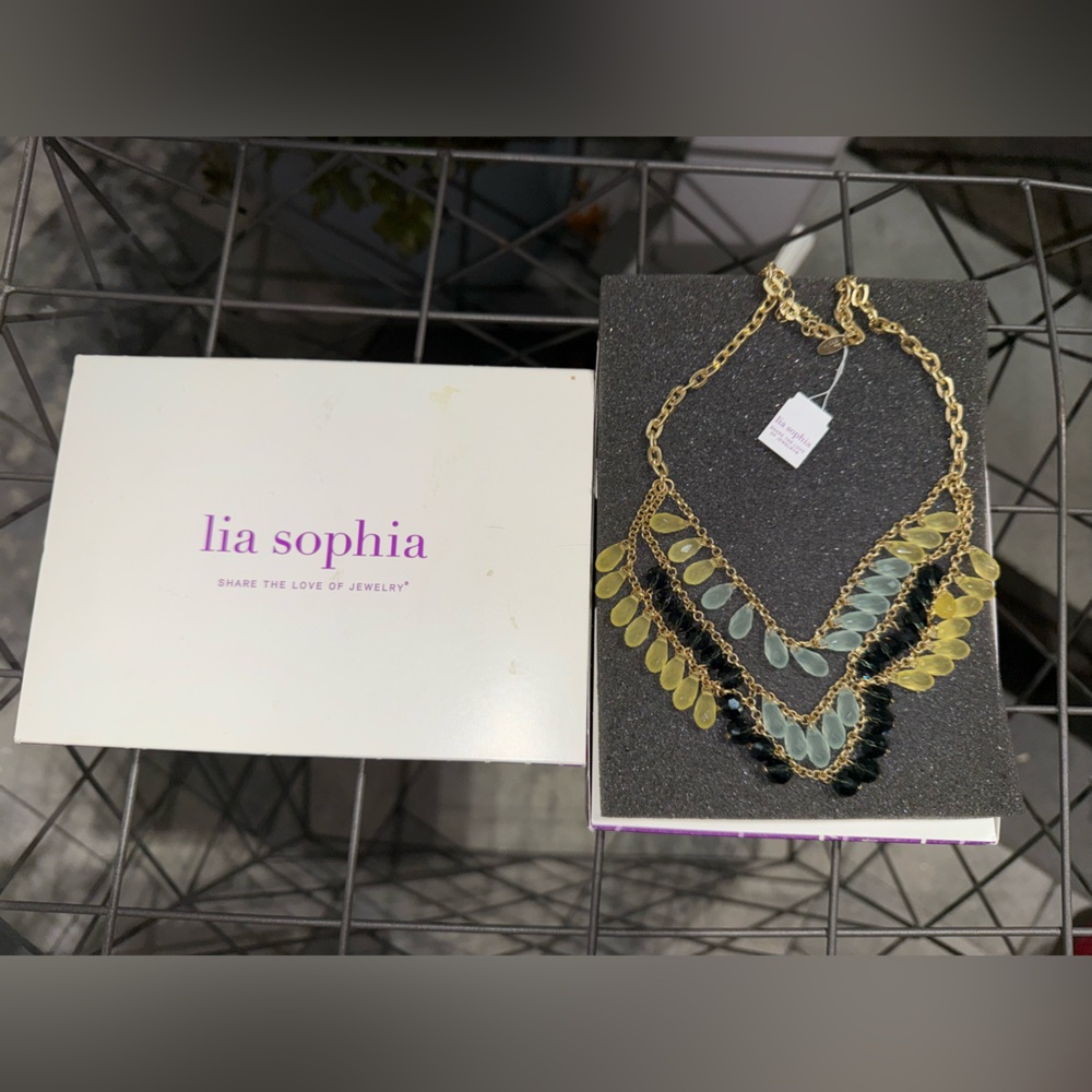 Lia Sophia Layered Bib Necklace Yellow Blue‎ Black Cascading Teardrop Beads
